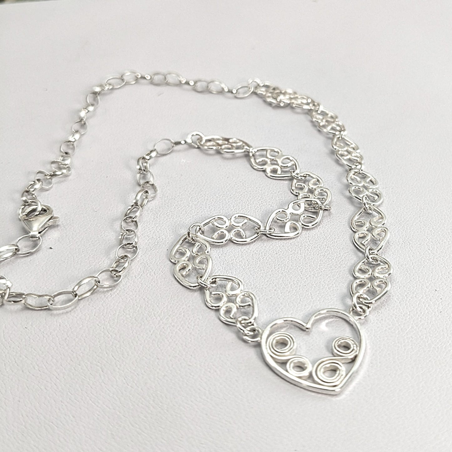 Scrolled Heart Chain